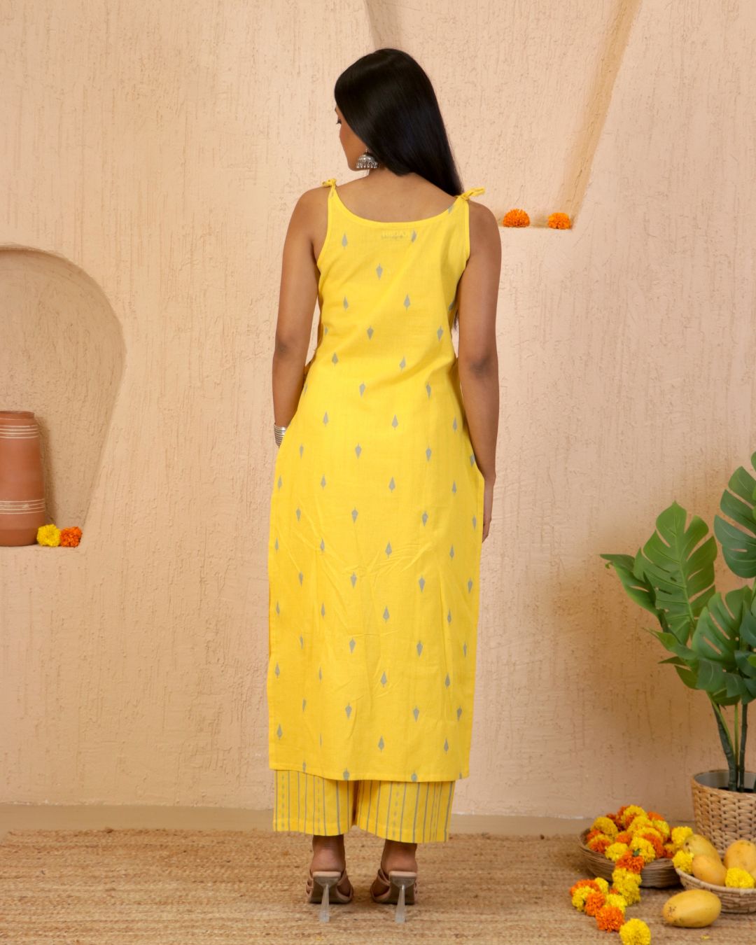 Tangy Jamdani Spaghetti Kurta Set