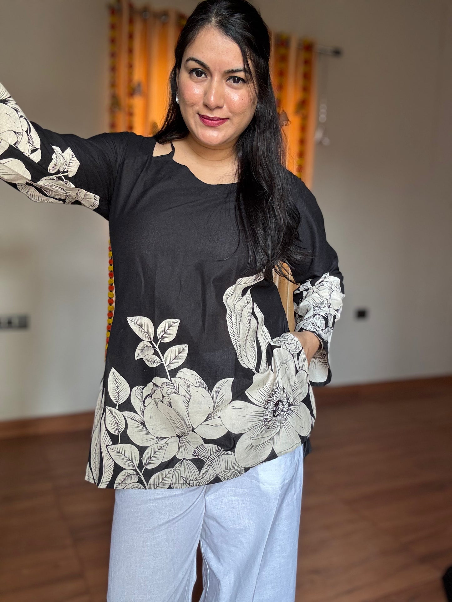 Tara Floral Print Corset-Back Kurti
