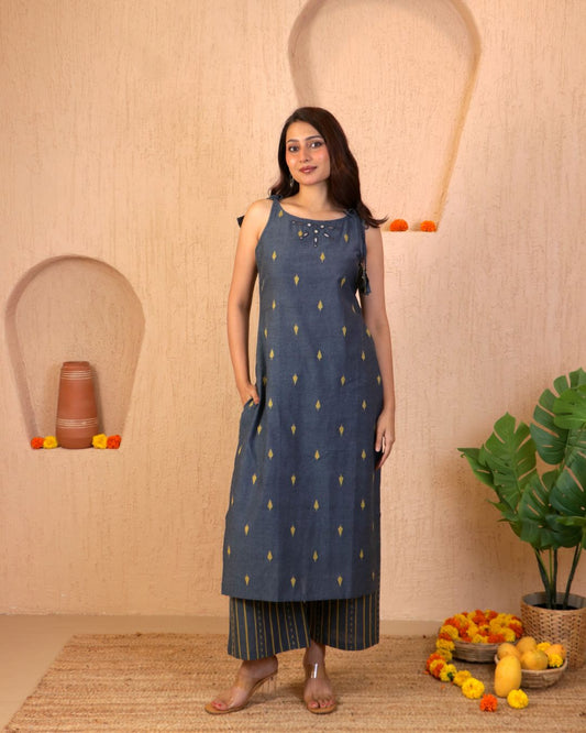 Handwoven Jamdani Spaghetti Kurta & pant set