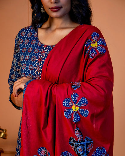 Miras - The Indigo & Crimson Kurti Set with Applique Dupatta