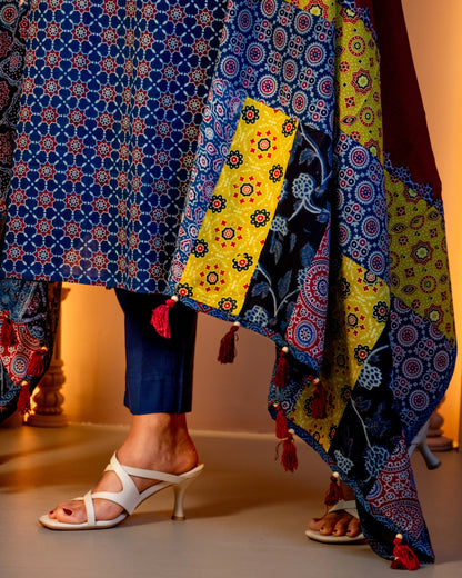 Miras - The Indigo & Crimson Kurti Set with Applique Dupatta