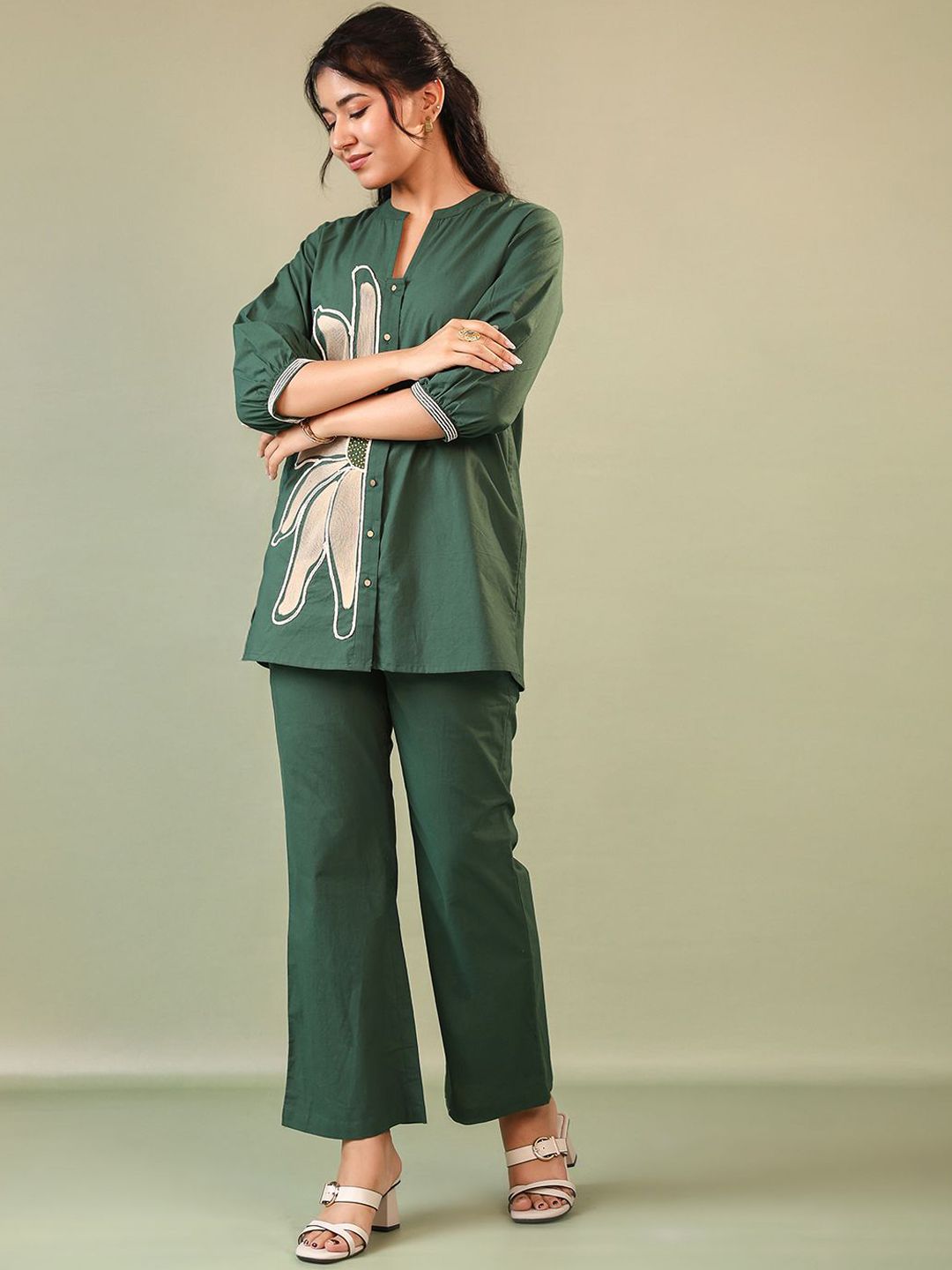 Harshi Green Embroidery co-set