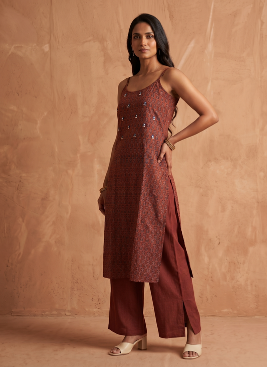 Maroon hand block Kurta Set with Subtle Mirror Work