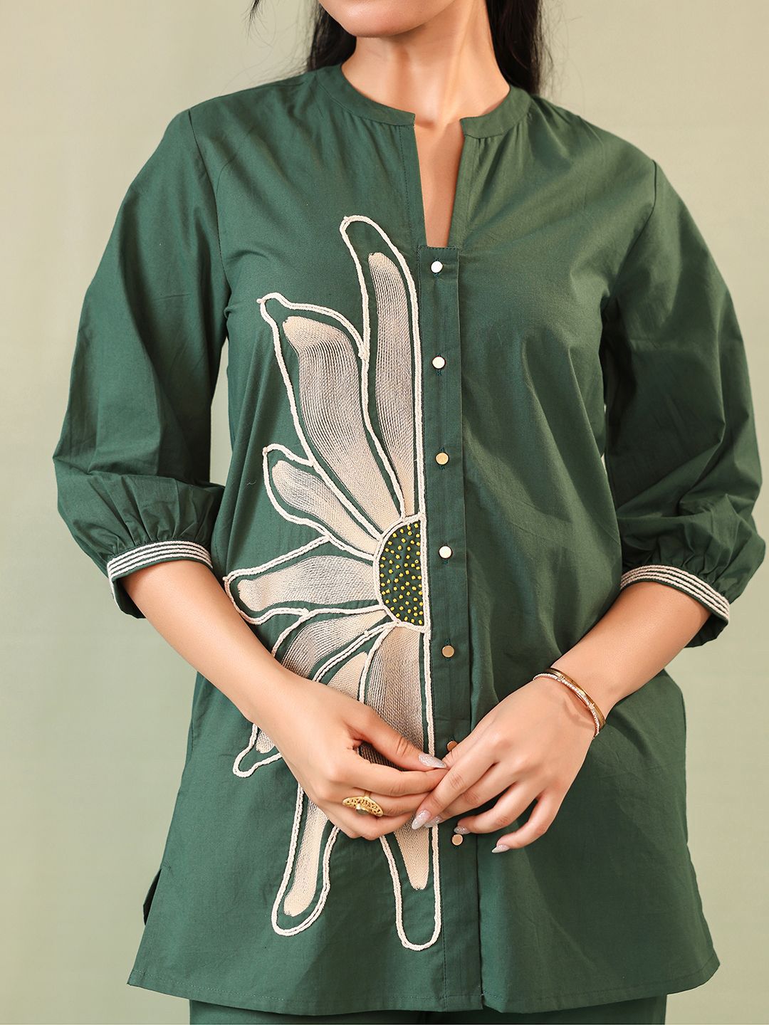 Harshi Green Embroidery co-set